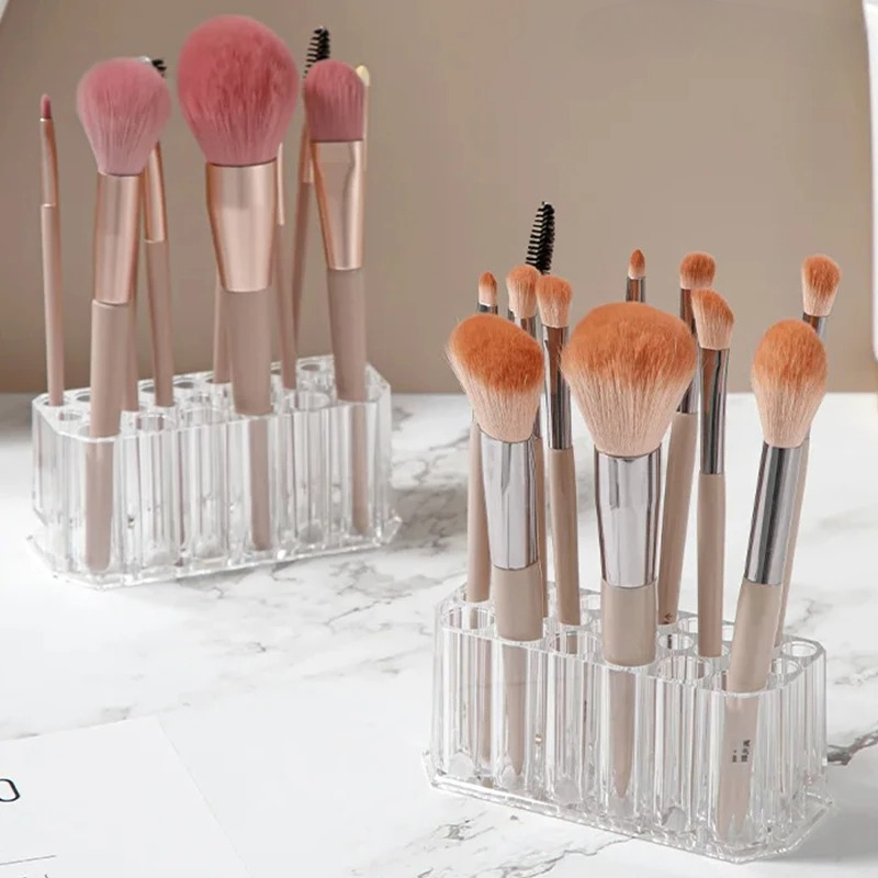 Beauty Kiss Makeup - Подставка для кистей для макияжа на