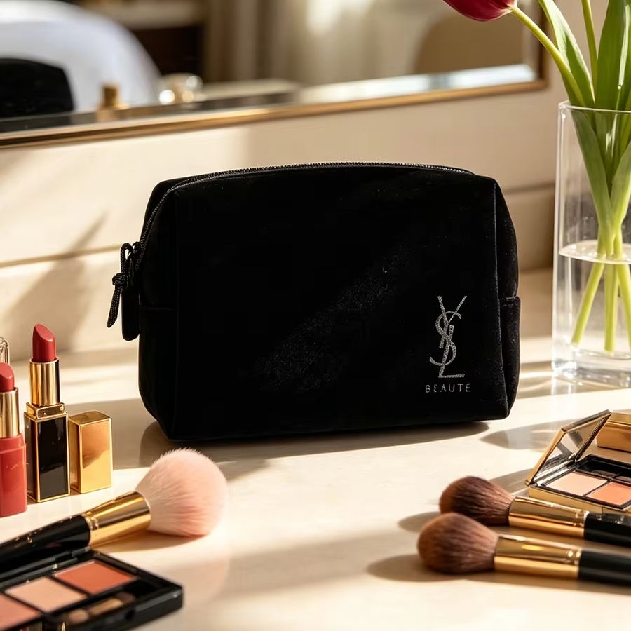Сумка YSL черная с принтом, ко – обзор и цена Ysl Beauty Makeup