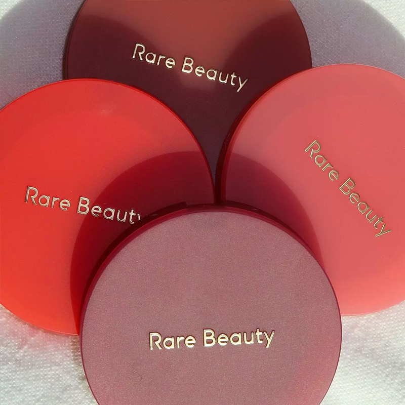 Горячая новинка: Жидкий контур – обзор и цена Fenty Beauty Makeup Highlighter